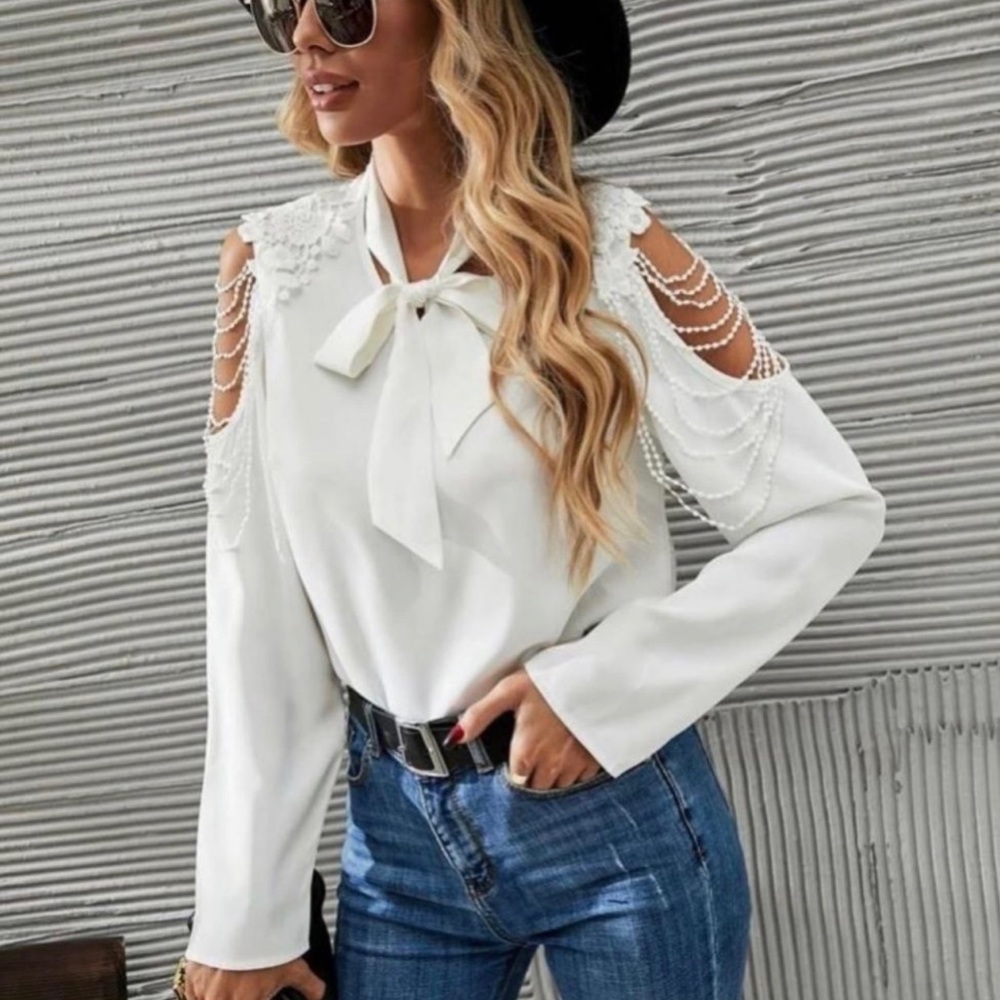Ladies cold shoulder white woven blouse